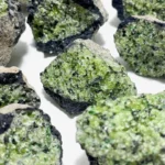 peridot-raw-stone-specimen-27